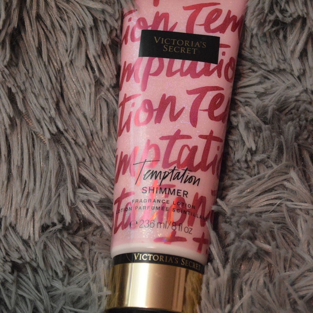 VS Shimmer Lotion
